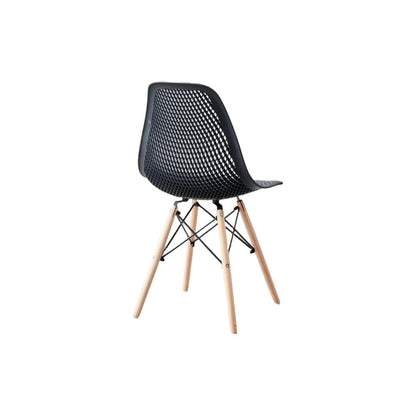 Silla Aira, Color Negro, con Espaldar y Patas en Madera