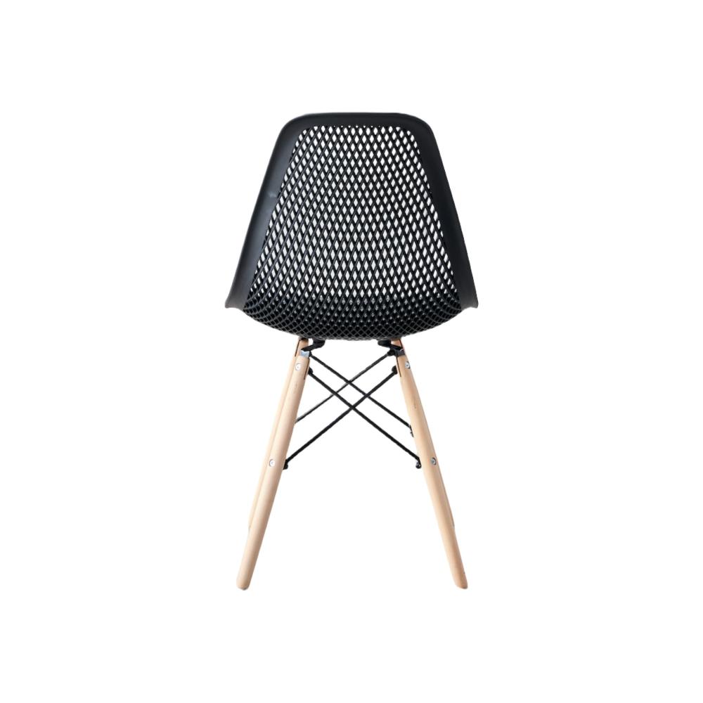 Silla Aira, Color Negro, con Espaldar y Patas en Madera