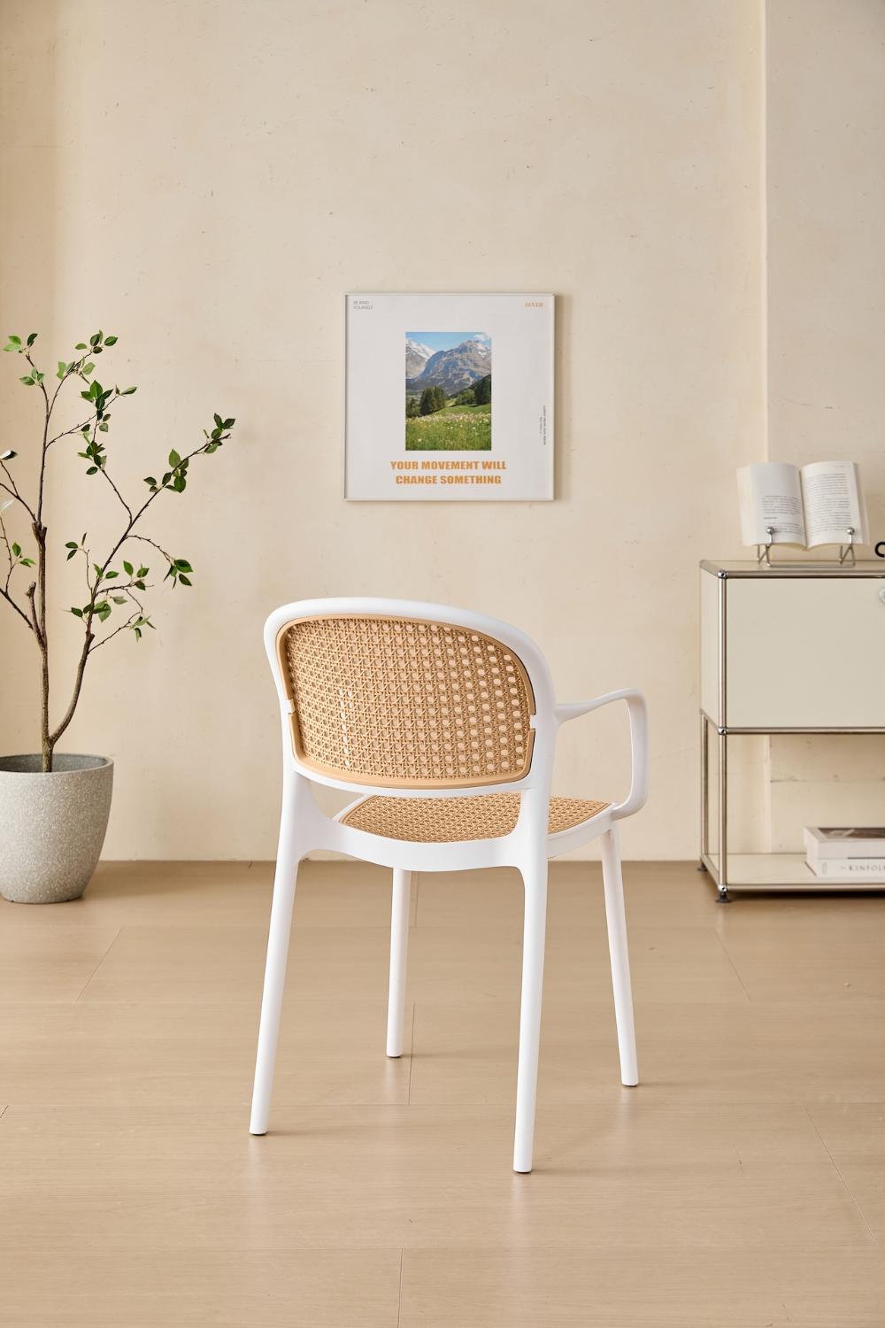 Silla con Brazos Nest, Color Blanco y Beige, con Espaldar y Asiento en Rejilla
