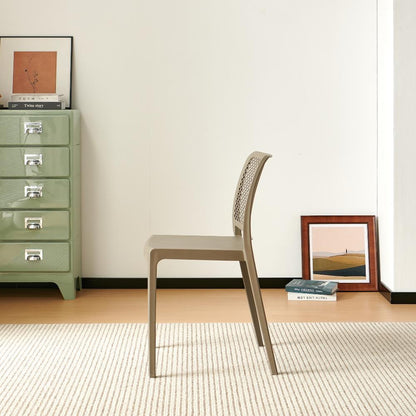 Silla Manhattan, Taupe, con Espaldar en Rejilla y Diseño Minimalista