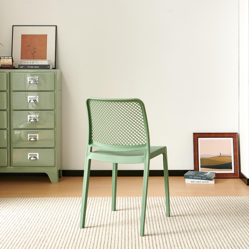 Silla Manhattan, Verde Olivo, con Espaldar en Rejilla y Diseño Minimalista