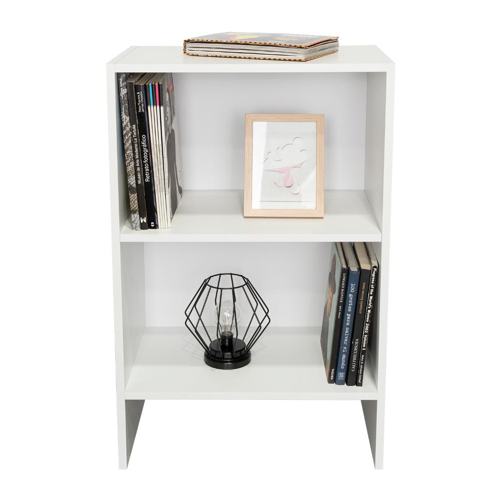 Biblioteca Eloy, Blanco Duqueza, con entrepaños para ubicar objetos decorativos