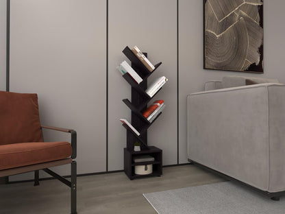 Librero Kingstree, Wengue, con multiples espacios para ubicar objetos decorativos