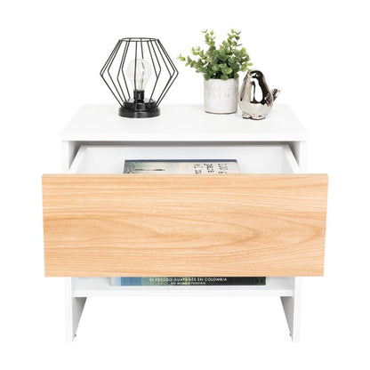 Mesa de Noche Light, Fresno Europeo y Blanco, con superficie para objetos decorativos