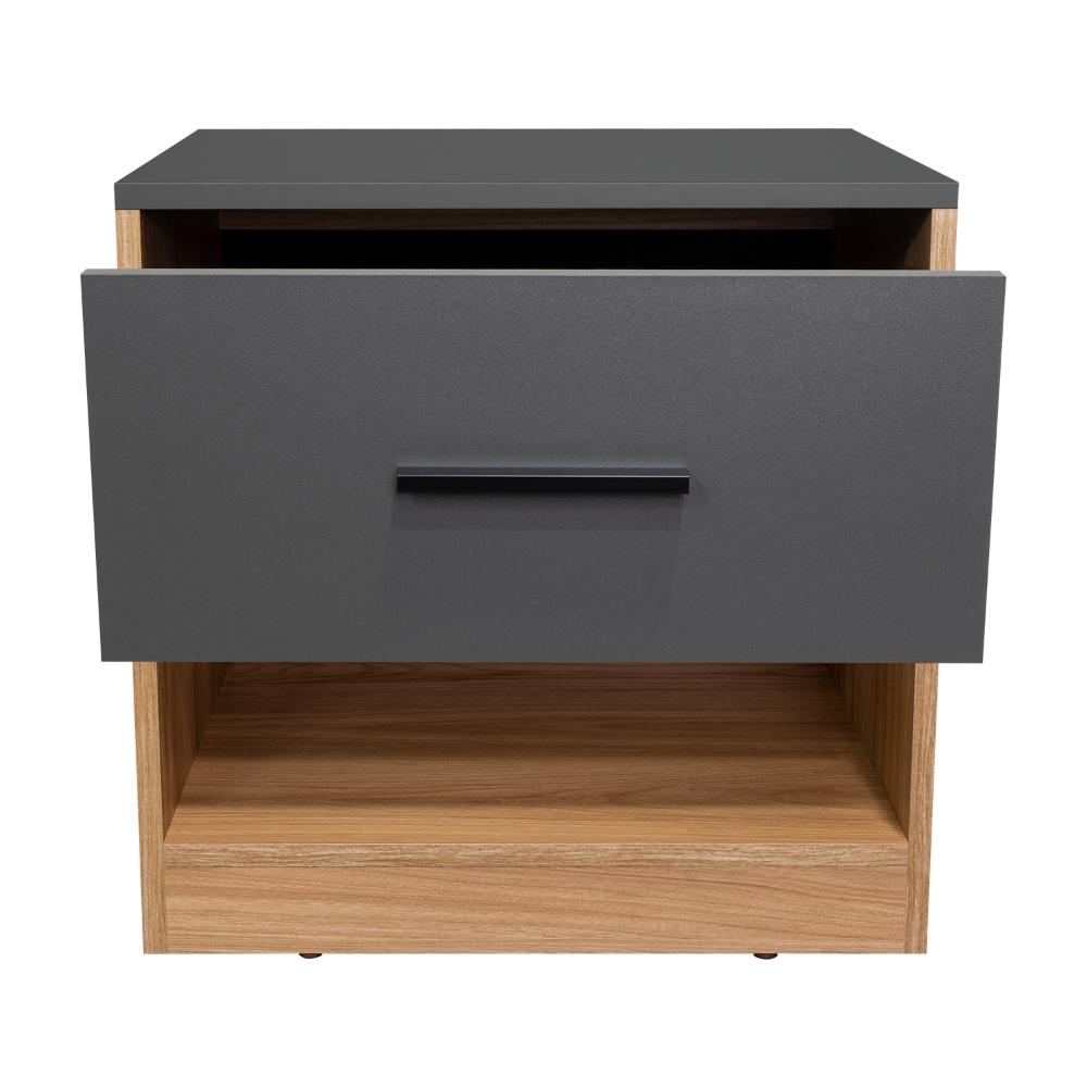 Mesa de Noche Giroa, Plata Oscuro y Fresno Europeo, con espacio para colocar objetos decorativos