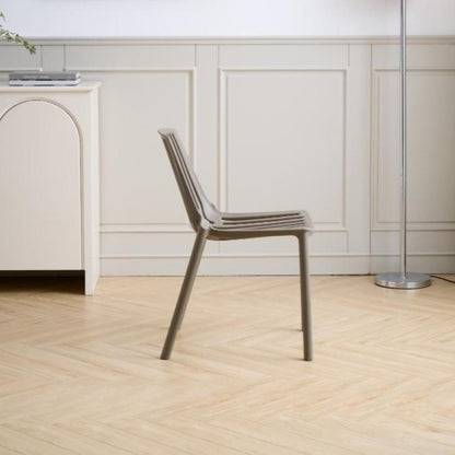 Silla Tanger, Taupe, con Espaldar y Diseño Moderno